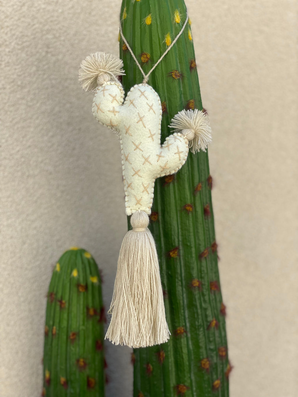 Beige Cactus Tassel